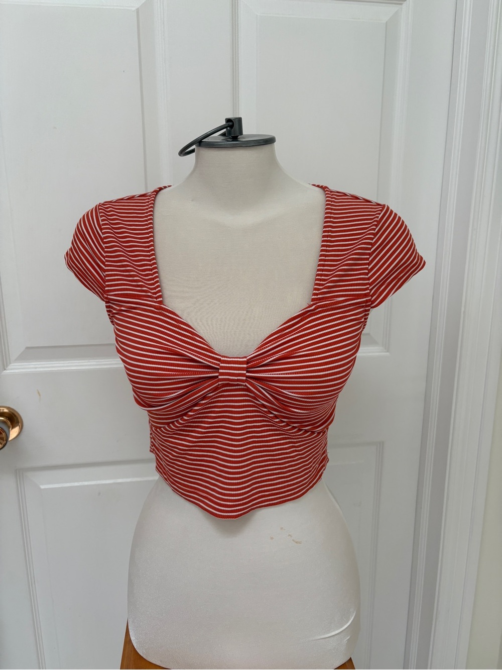 Vero Moda Striped Twist-Front Crop Top ladies medium